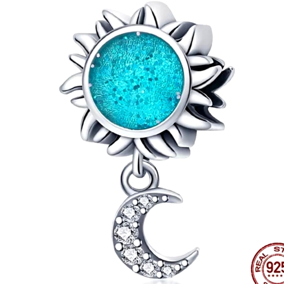 Ocean Sun Charm - Picture 1 of 5
